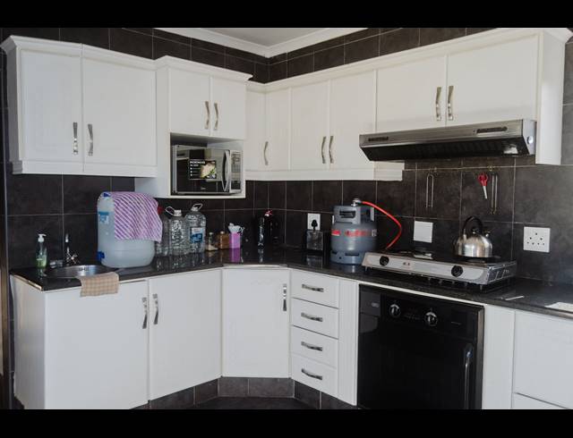 4 BEDROOM HOUSE FOR SALE IN WIDENHAM